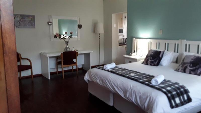 12 On Beach Guest House Saldanha Bay Екстериор снимка