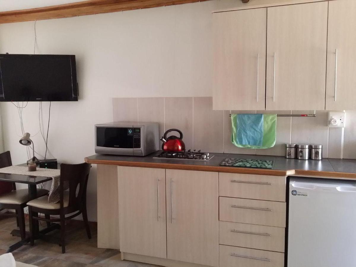 12 On Beach Guest House Saldanha Bay Екстериор снимка