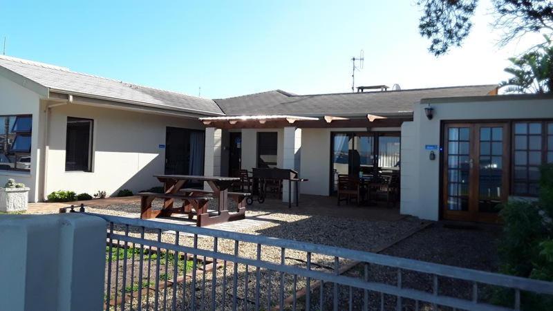 12 On Beach Guest House Saldanha Bay Екстериор снимка