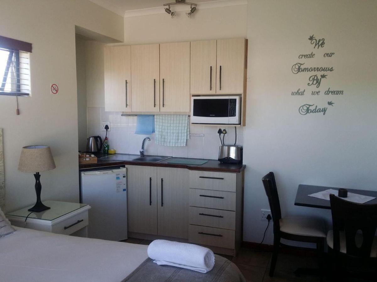 12 On Beach Guest House Saldanha Bay Екстериор снимка