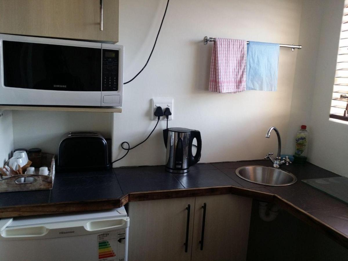 12 On Beach Guest House Saldanha Bay Екстериор снимка