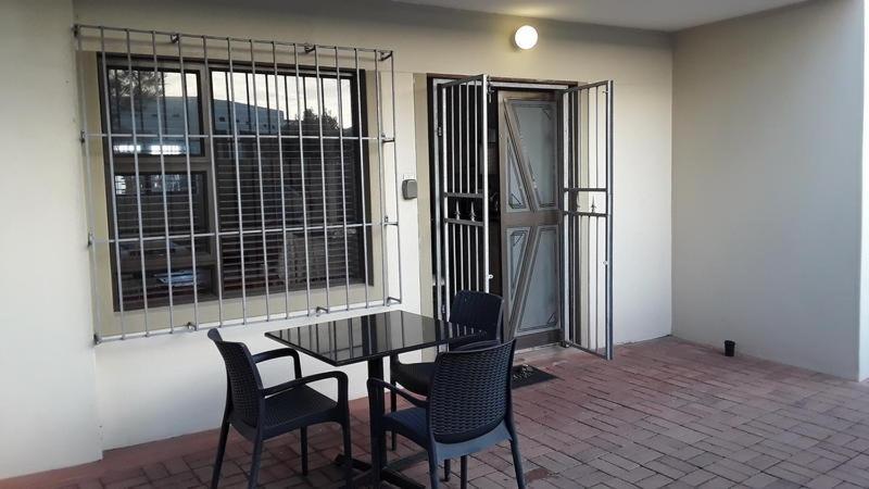 12 On Beach Guest House Saldanha Bay Екстериор снимка