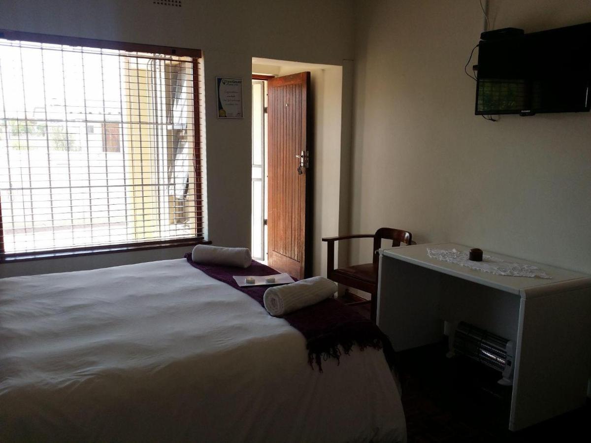 12 On Beach Guest House Saldanha Bay Екстериор снимка