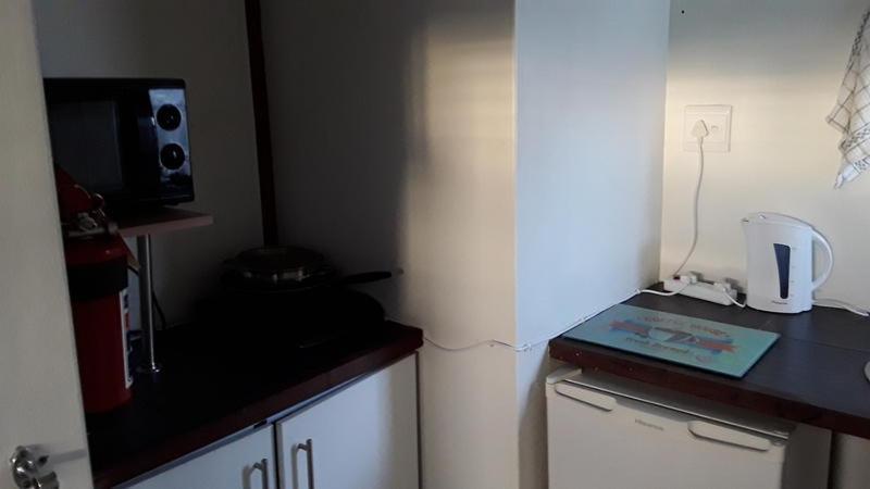 12 On Beach Guest House Saldanha Bay Екстериор снимка